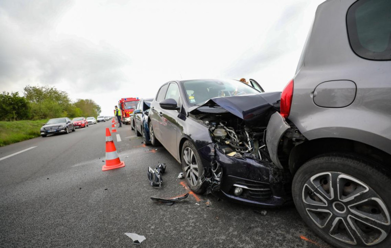 Les voitures Volvo peuvent désormais alerter leurs conducteurs en cas d'accident sur la voie